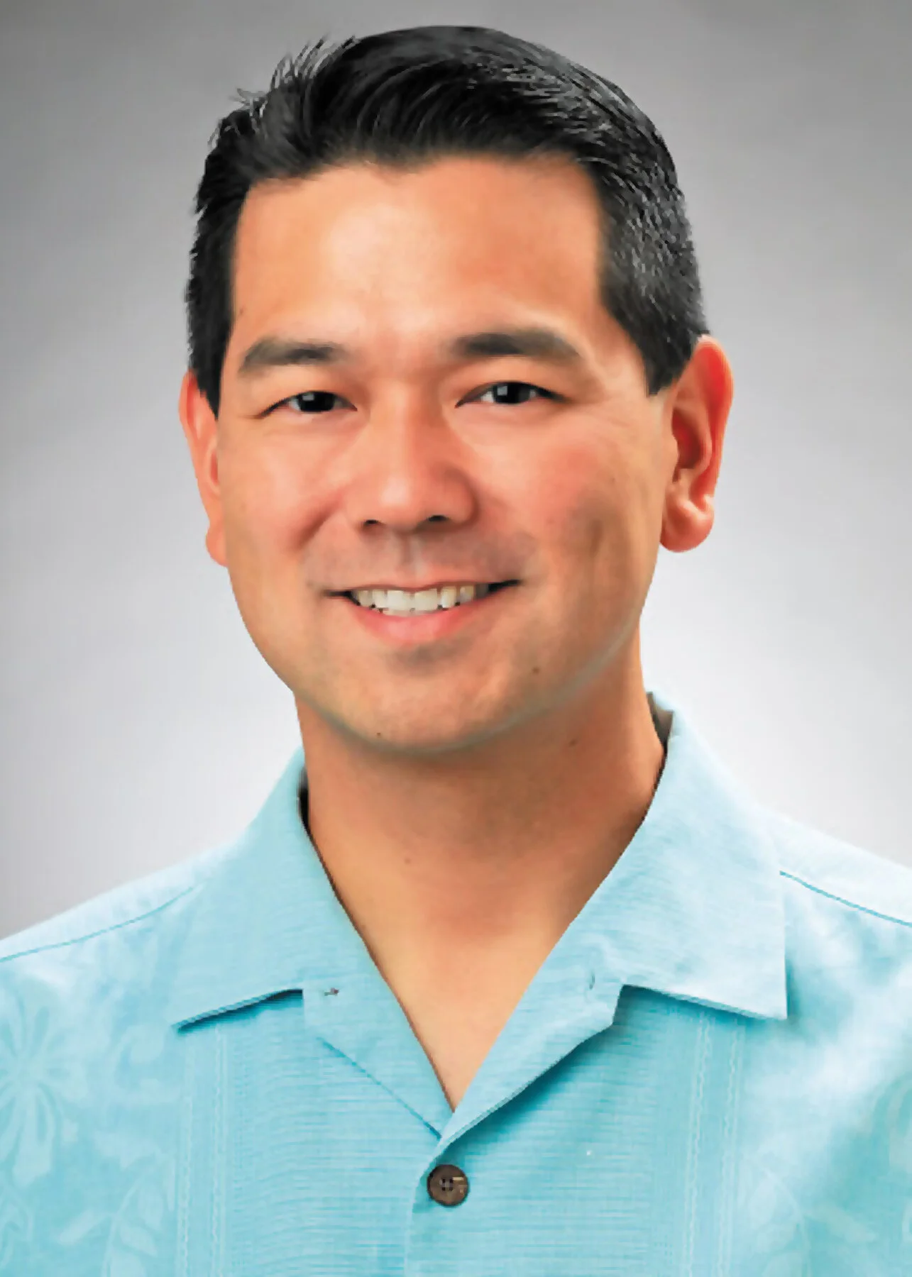 Portrait of Ryan K. Kusumoto.